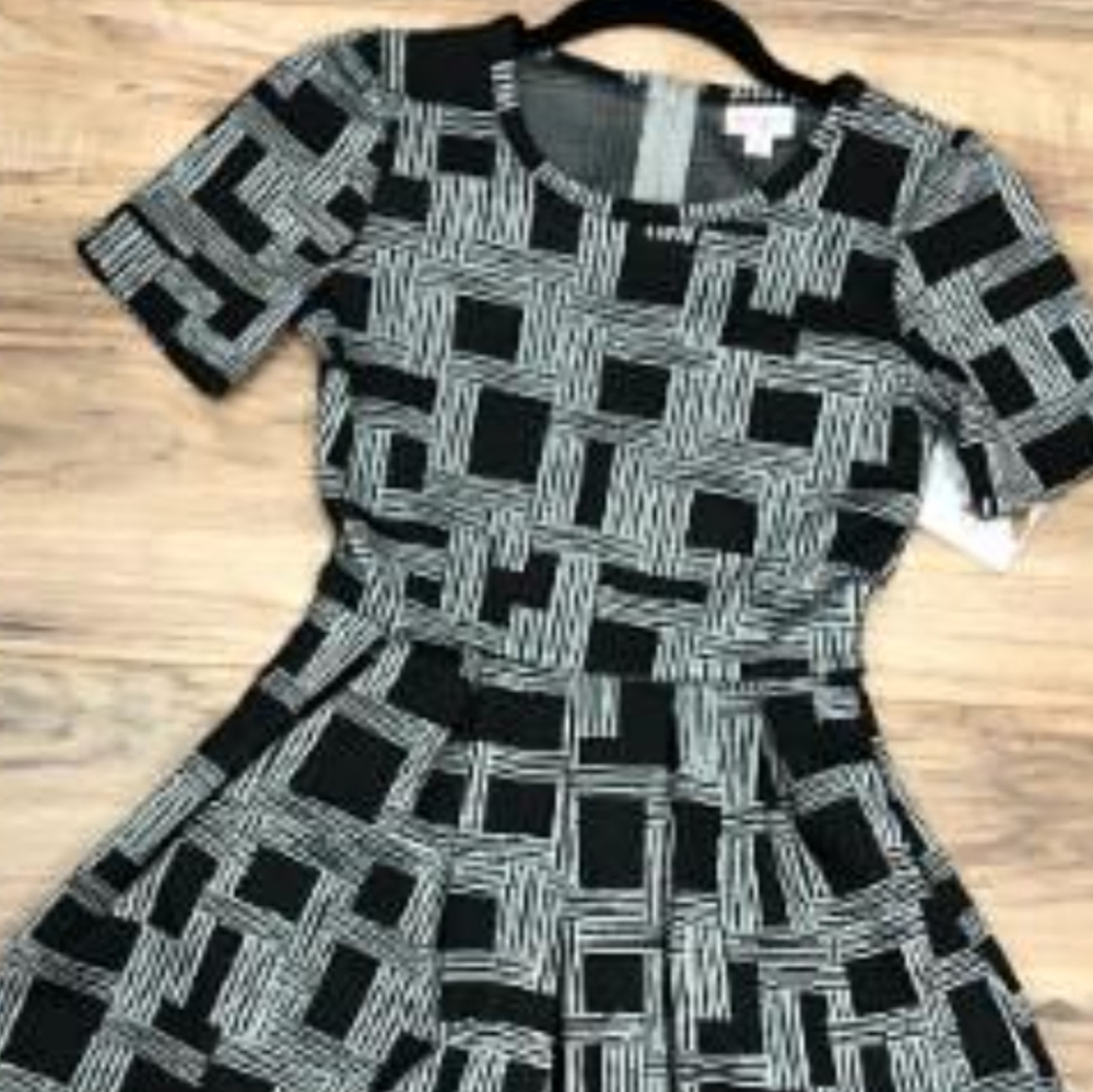 Lularoe Amelia Dress
